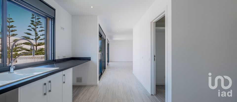 Moradia T4 em Silveira de 410 m²