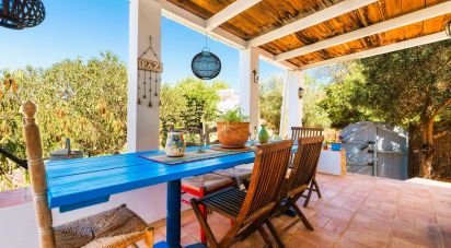 Maison T3 à Santa Catarina da Fonte do Bispo de 112 m²