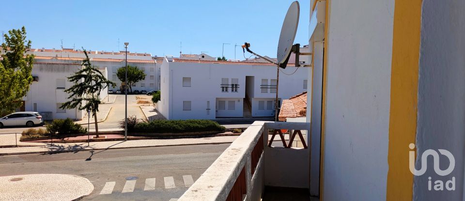Moradia T3 em Estremoz (Santa Maria e Santo André) de 126 m²