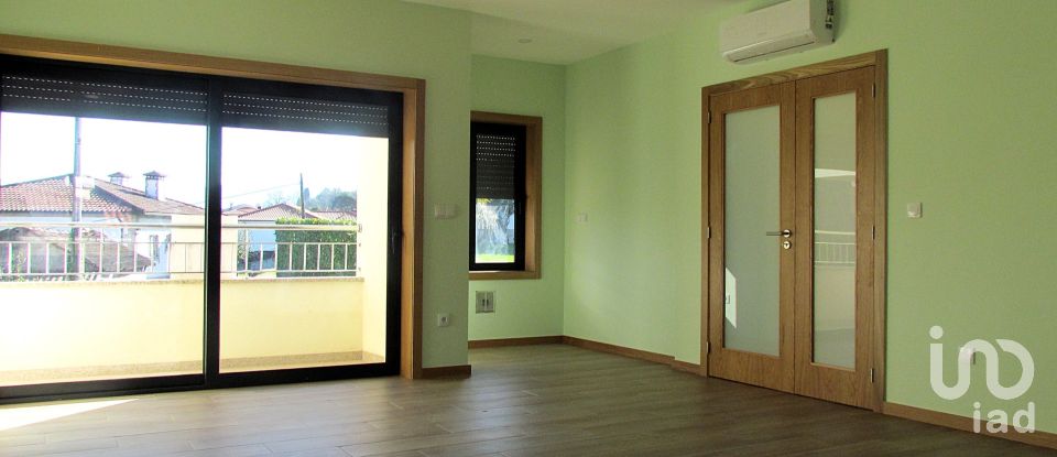 Maison T3 à Vale de 208 m²