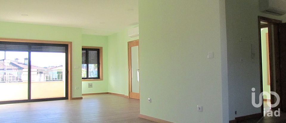 Maison T3 à Vale de 208 m²