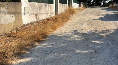 Terrain à Fernão Ferro de 350 m²