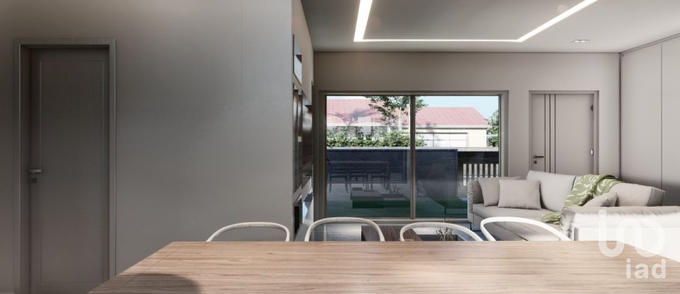 Moradia T2 em Sesimbra (Castelo) de 76 m²