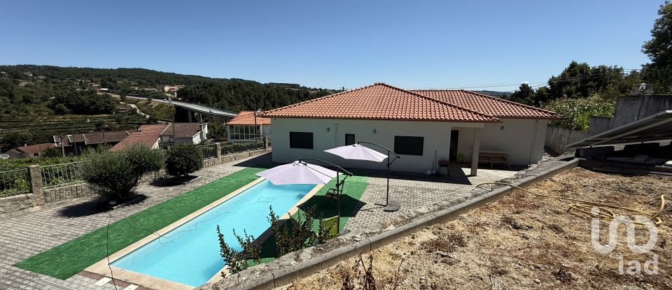 House T3 in Borbela e Lamas de Olo of 178 m²