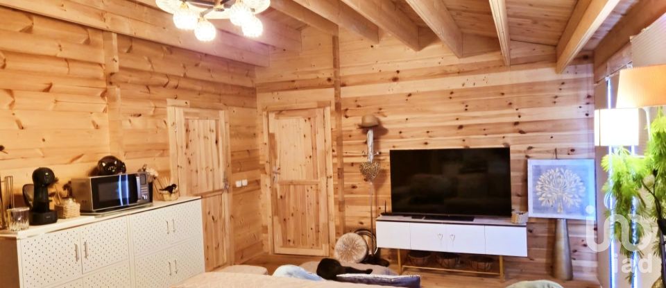 Casa T2 em Caldas da Rainha - Santo Onofre e Serra do Bouro de 107 m²