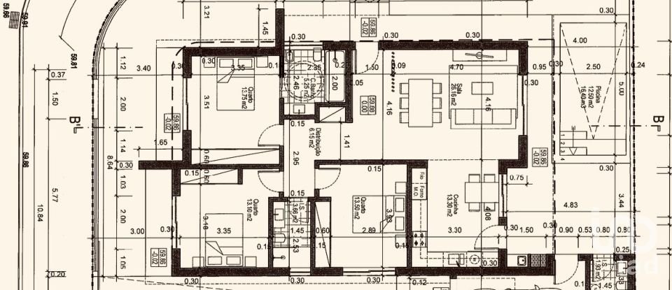 Moradia T3 em Fernão Ferro de 161 m²