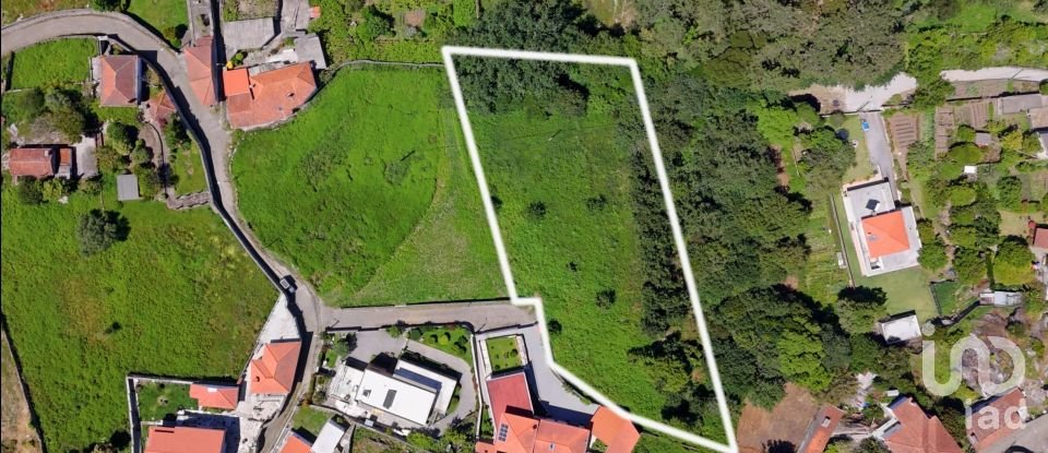 Land in Carreço of 2,590 m²