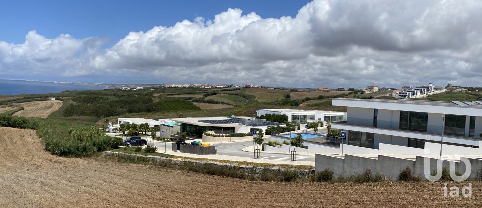 Moradia T5 em Lourinhã e Atalaia de 224 m²