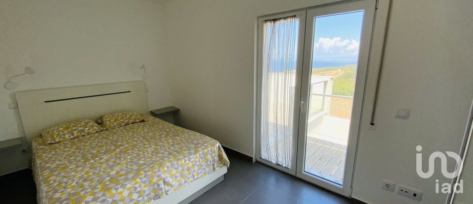 Moradia T5 em Lourinhã e Atalaia de 224 m²