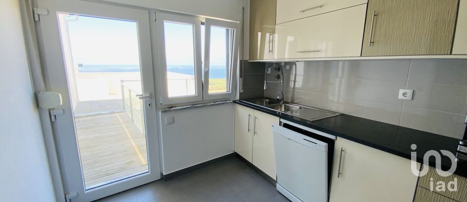 Moradia T5 em Lourinhã e Atalaia de 224 m²