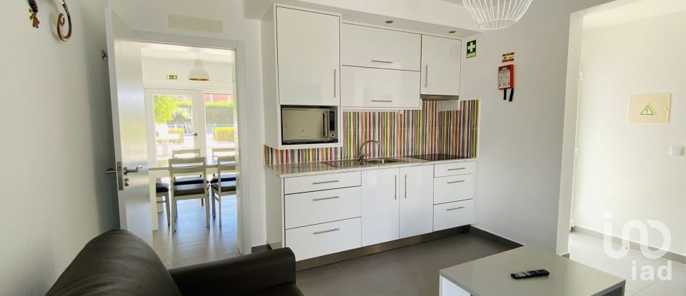 Moradia T5 em Lourinhã e Atalaia de 224 m²