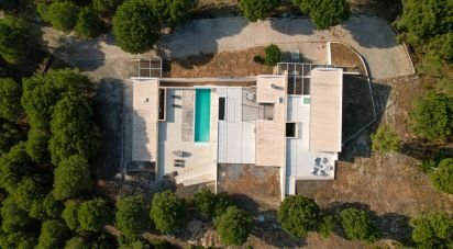 Farm T6 in Azeitão (São Lourenço e São Simão) of 332 m²