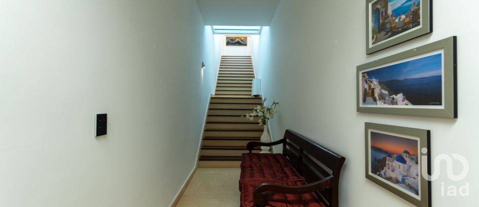 Farm T6 in Azeitão (São Lourenço e São Simão) of 332 m²