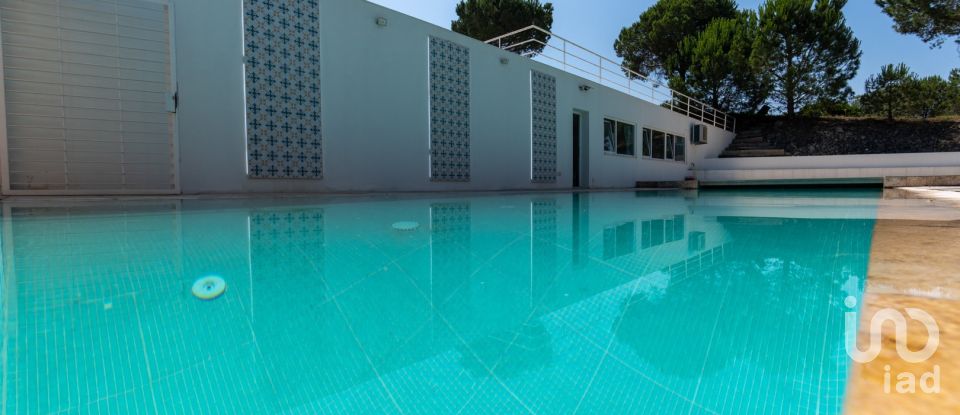 Farm T6 in Azeitão (São Lourenço e São Simão) of 332 m²