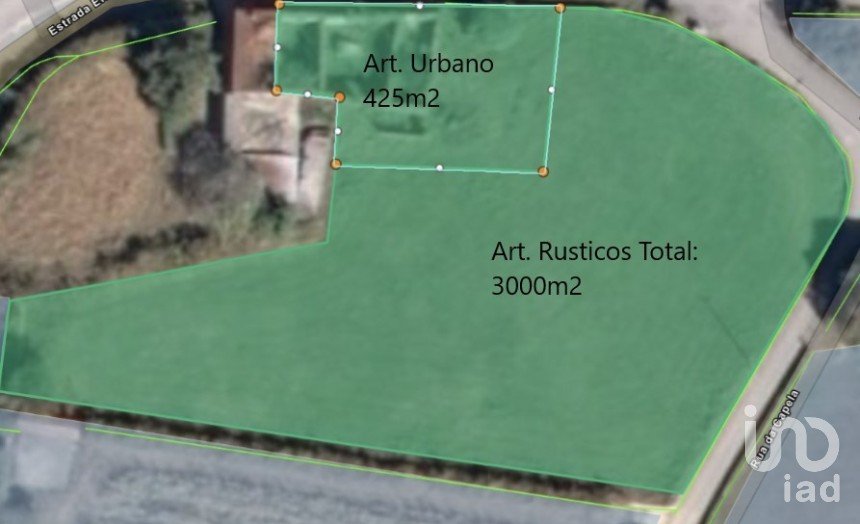 House T1 in Candemil e Gondar of 250 m²