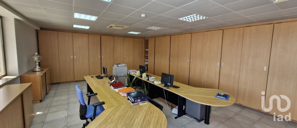 Offices in Bárrio of 271 m²