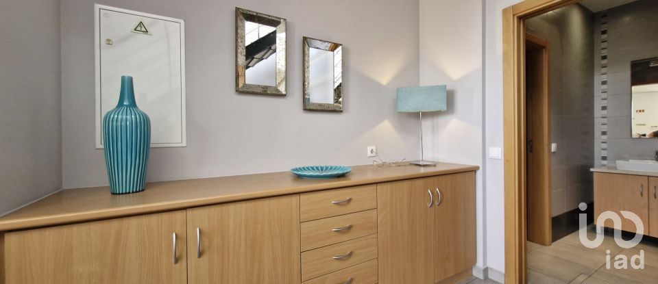 Offices in Bárrio of 271 m²