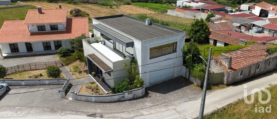 Offices in Bárrio of 271 m²