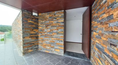 Maison T4 à Abade de Neiva de 594 m²