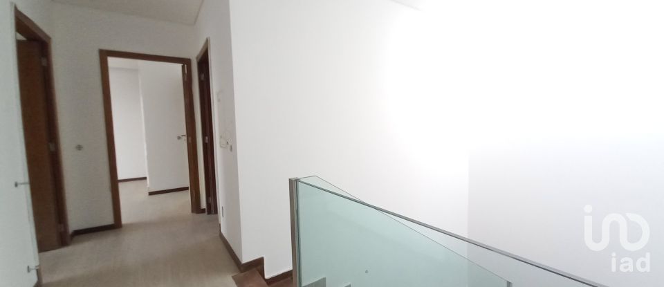 House T4 in Abade de Neiva of 594 m²