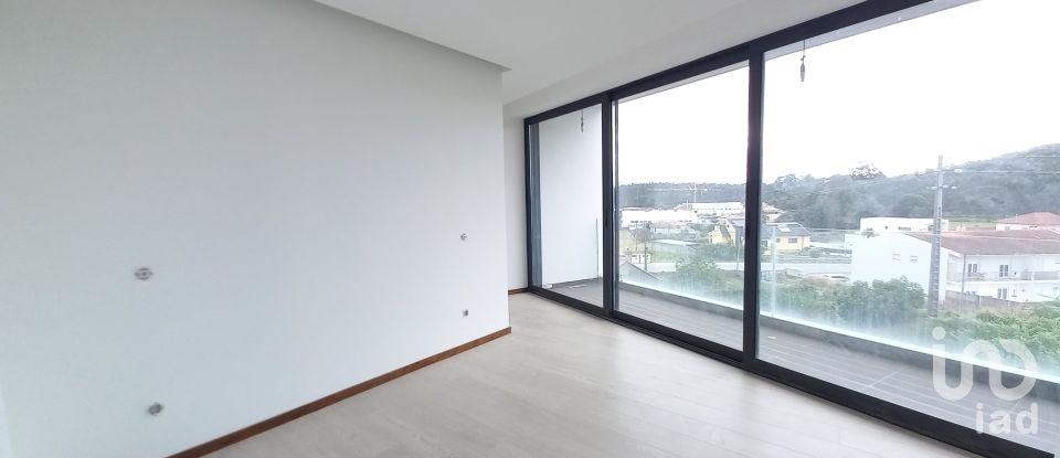 House T4 in Abade de Neiva of 594 m²