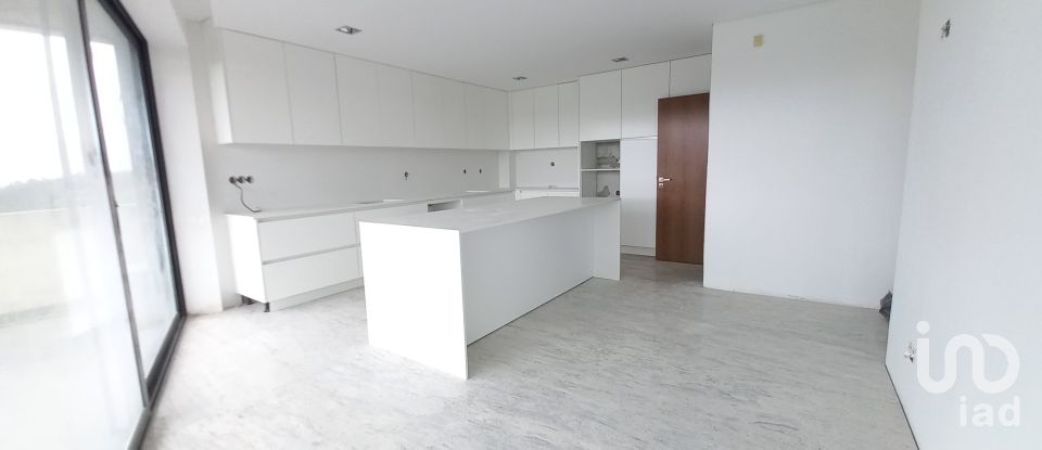 House T4 in Abade de Neiva of 594 m²