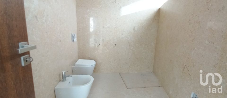 House T4 in Abade de Neiva of 594 m²