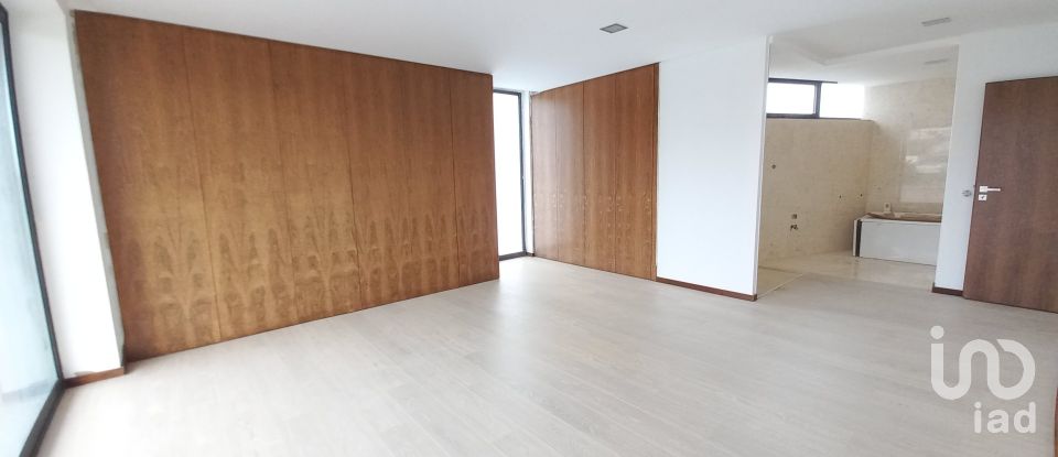 House T4 in Abade de Neiva of 594 m²