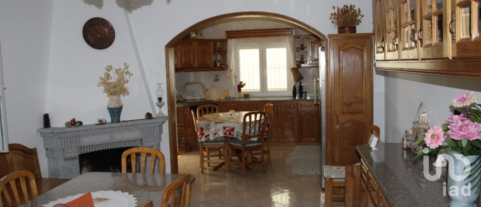 Moradia T4 em Nogueira do Cravo de 150 m²