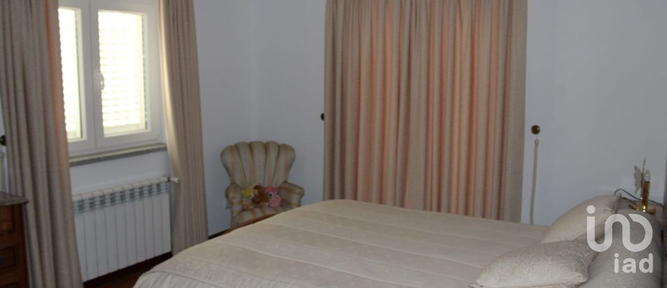 Moradia T4 em Nogueira do Cravo de 150 m²