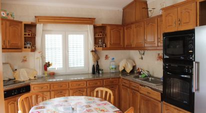 Maison T4 à Nogueira do Cravo de 150 m²