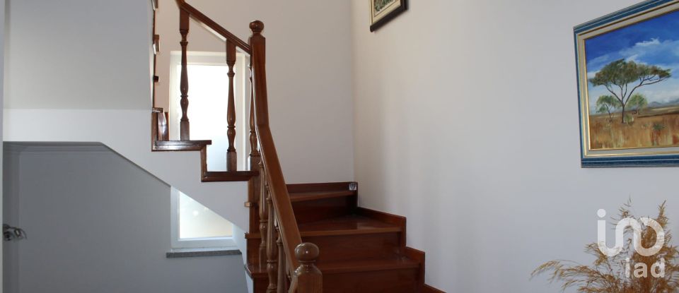 Moradia T4 em Nogueira do Cravo de 150 m²