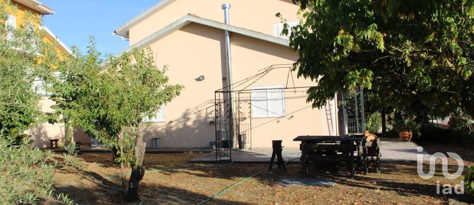 Moradia T4 em Nogueira do Cravo de 150 m²