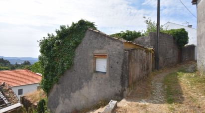 Maison de village T2 à Espinhal de 142 m²