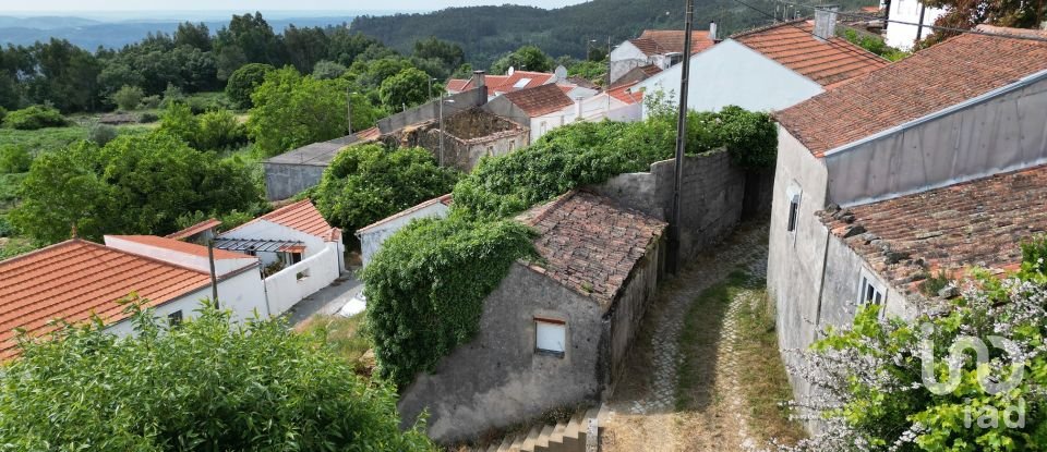 Maison de village T2 à Espinhal de 142 m²