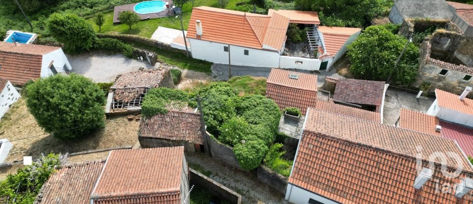 Maison de village T2 à Espinhal de 142 m²