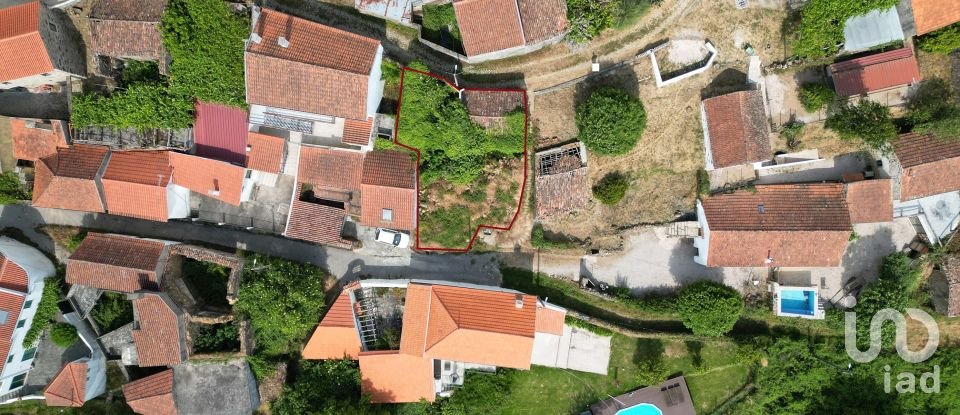 Maison de village T2 à Espinhal de 142 m²