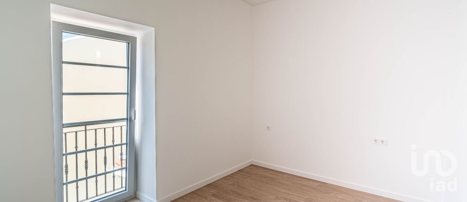 House T3 in Vilar of 375 m²