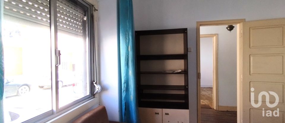 House T3 in Santarém (Marvila), Santa Iria Da Ribeira De Santarém, Santarém (São Salvador) E Santarém (São Nicolau) of 100 m²