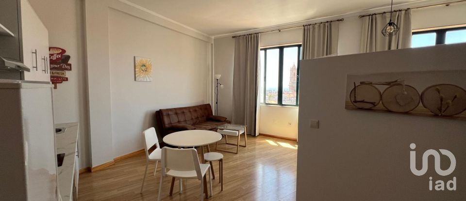 Offices in Cedofeita, Santo Ildefonso, Sé, Miragaia, São Nicolau e Vitória of 32 m²