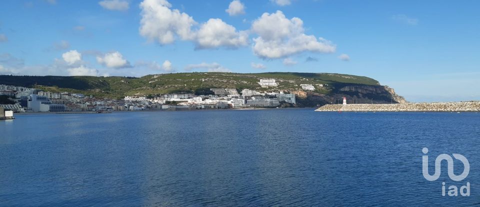 Apartment T3 in Sesimbra (Castelo) of 109 m²