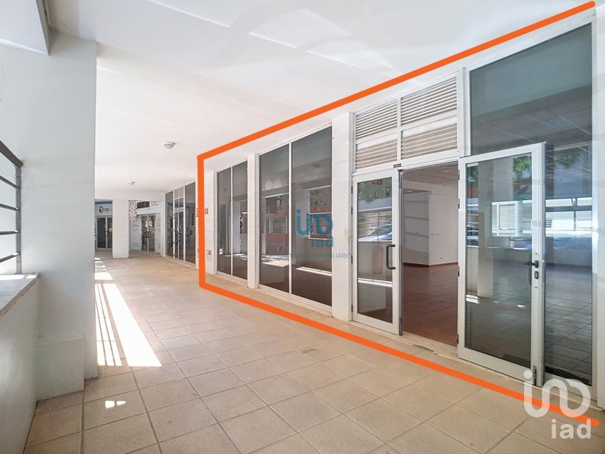 Loja / Estabelecimento Comercial em Portimão de 108 m²