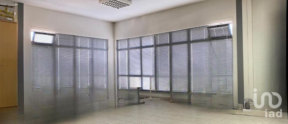 Pavilion T0 in Pechão of 1,850 m²