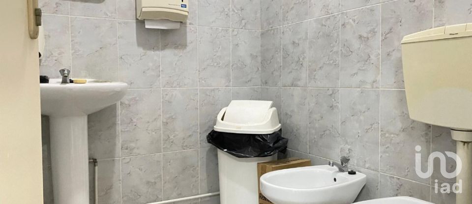 Pavilion T0 in Pechão of 1,850 m²