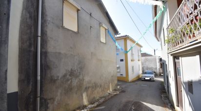 Maison T2 à Vila Nova de 96 m²