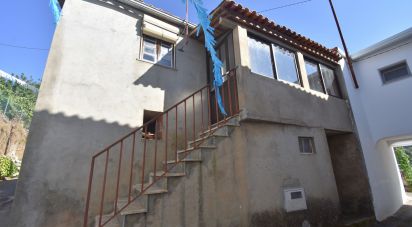 Maison T2 à Vila Nova de 96 m²