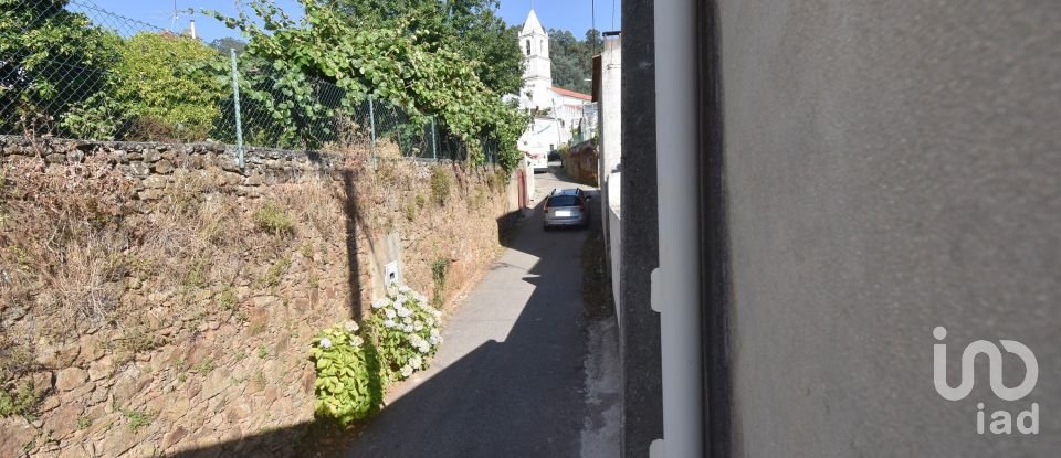 Maison T2 à Vila Nova de 96 m²