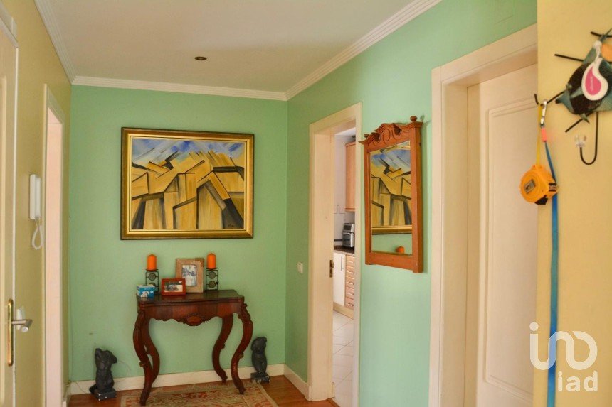 Apartment T3 in Albufeira e Olhos de Água of 256 m²