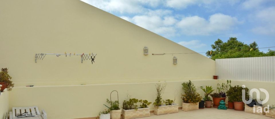 Apartment T3 in Albufeira e Olhos de Água of 256 m²