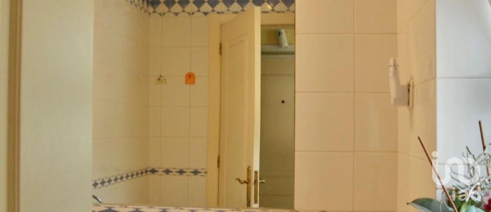 Apartment T3 in Albufeira e Olhos de Água of 256 m²